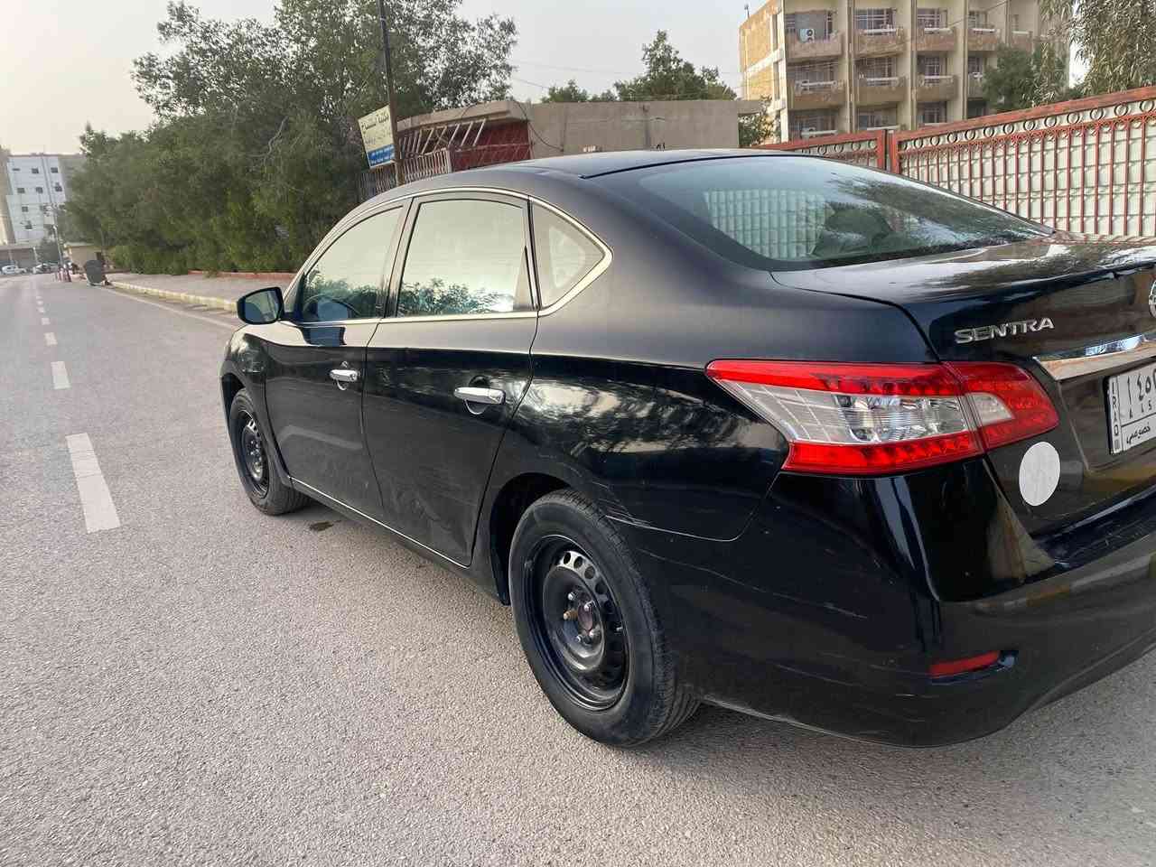 سنترا 15 للبيع اللون اسود محرك وكير مكفولات وارد امريكي حادثها بسيط خشم البنيد ومرجع ع البارد باسمي التحويل ثاني يوم  سعرها 78 ورقه وبيها مجال  مكاني واسط الكوت اتصل وتدلل غير متواجد ع فيس *********** 
***********
