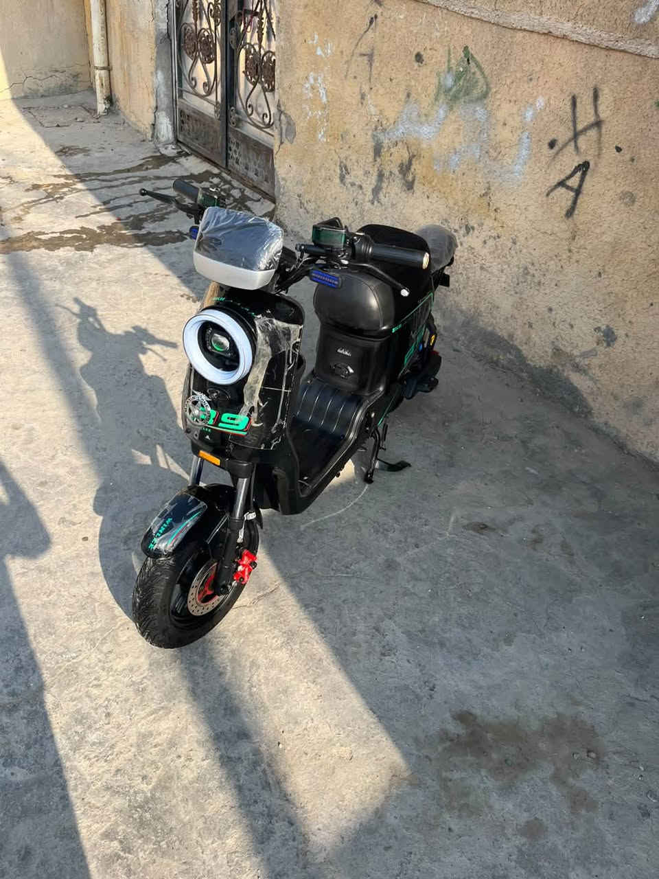 R9 • موديل ٢٠٢٦ • بطاريات ٣٢ أمبير