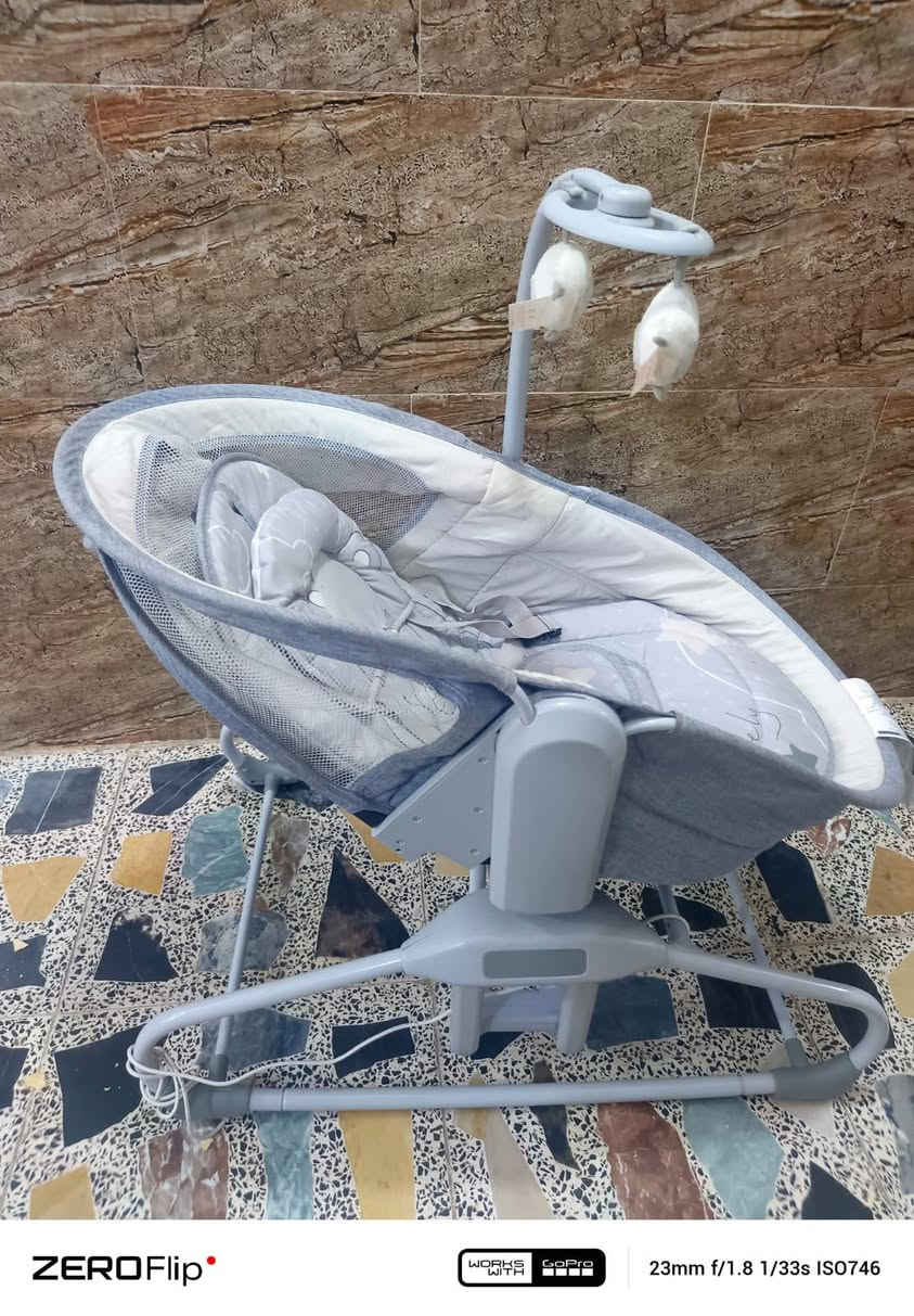 السلام عليكم عيني عندي هاي غراض أطفال نضيفه الهزاز سعرا ٥٠والجربايه ٧٥وبيهن مجال مكانهم الشعب *********** بي واتساب

نص مكتوب في الصور:
- ZEROFlip 23mm f/1.8 1/33s ISO0784
- ZEROFlip WORKS WITH GoPro 23mm f/1.8 1/33s ISO746