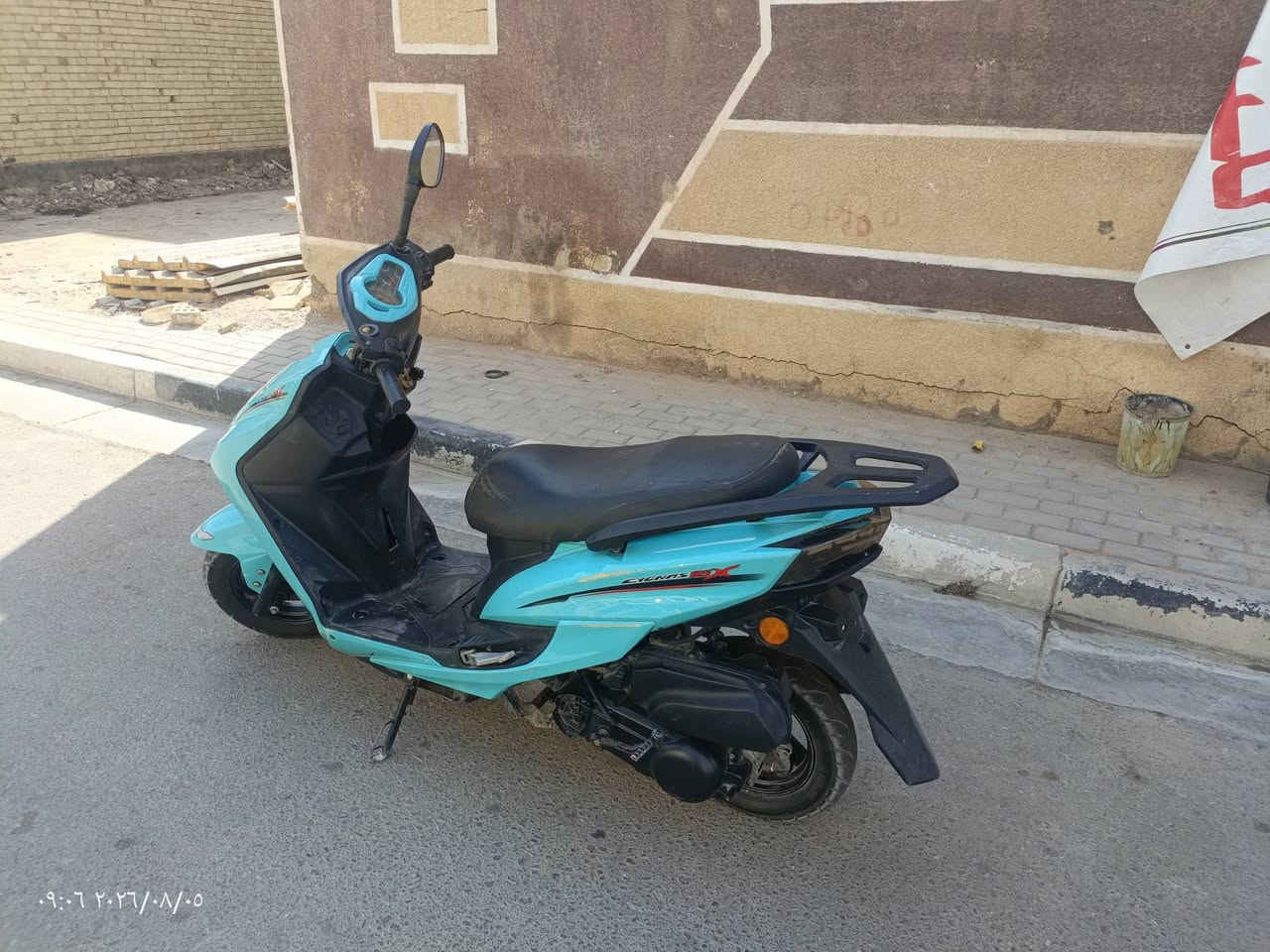 يالله السلام عليكم حبايب دراجه سكنس نضيفه فول عوزها ترتيبات بسيطه بيع مستعجل سعرها 350 ماكو هيج سعر شغاله وكامله مكاني كربلاء حي النصر الشراي بي خير ويدلل ***********
