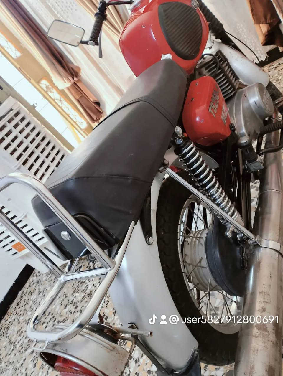 لا تفاصيل • كامون 30 • صور