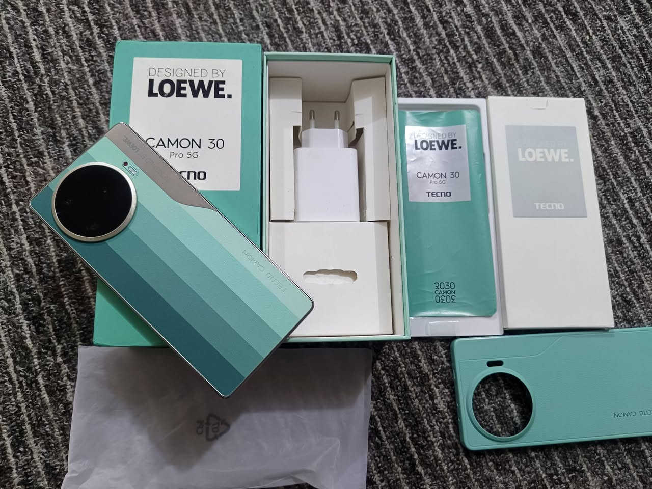 كامون 30 برو 5G فايف جي
 مستخدم شهرين

ذاكره 256..عشوائية 12+12 24
 بوبجي 90 فريم 

ملحقات كامله
كارتون كفر شاحنة
السعر 325
شراي راسل خاص لو اتصال
 ***********
