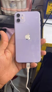 ايفون ١١ • عادي • للبيع