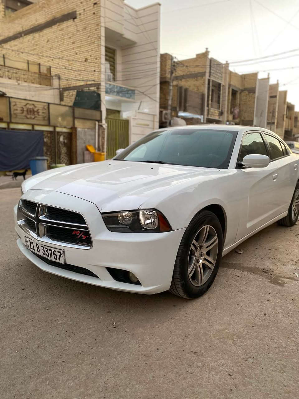 السلام عليكم دوج  جارجر ٢٠١٣كندي  مكفوله كفاله عامه فقط بنيد تحديث srt وبارد  فقط  كير مكينه  جدد كير طياره  شاشه جبيره  سياره فول  جديده معنى كلمه مامشتغله خط  تبريد ثلج   بسمي تحويل ثاني يوم  السعر ١٥٥ بيها مجال العنوان بغداد حي اور ***********
