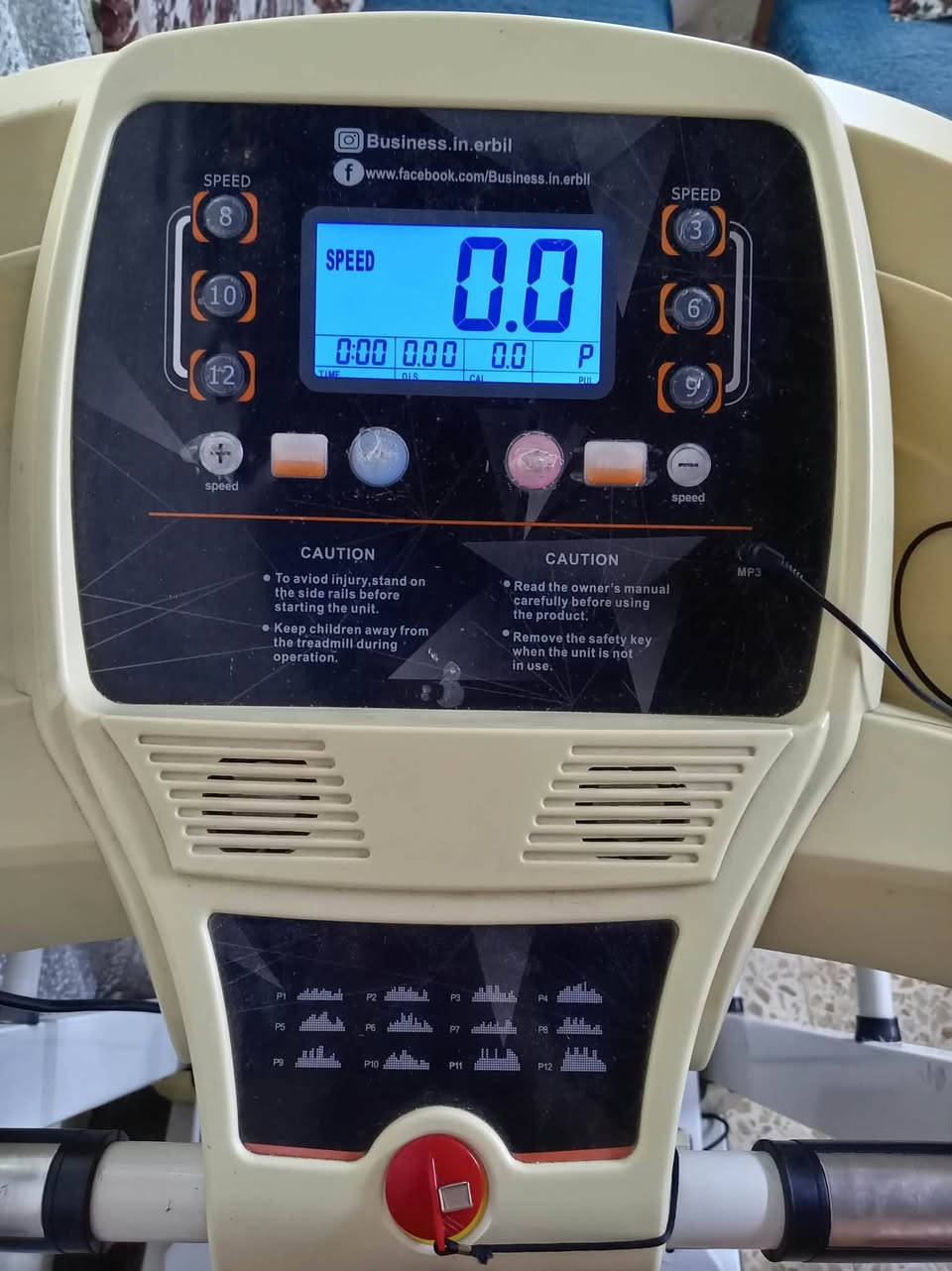 لبيع جهاز ركض وباسكل نضافه فول سعر 300رقم***********

نص مكتوب في الصور:
- Business.in.erbil
- www.facebook.com/Business.in.erbil