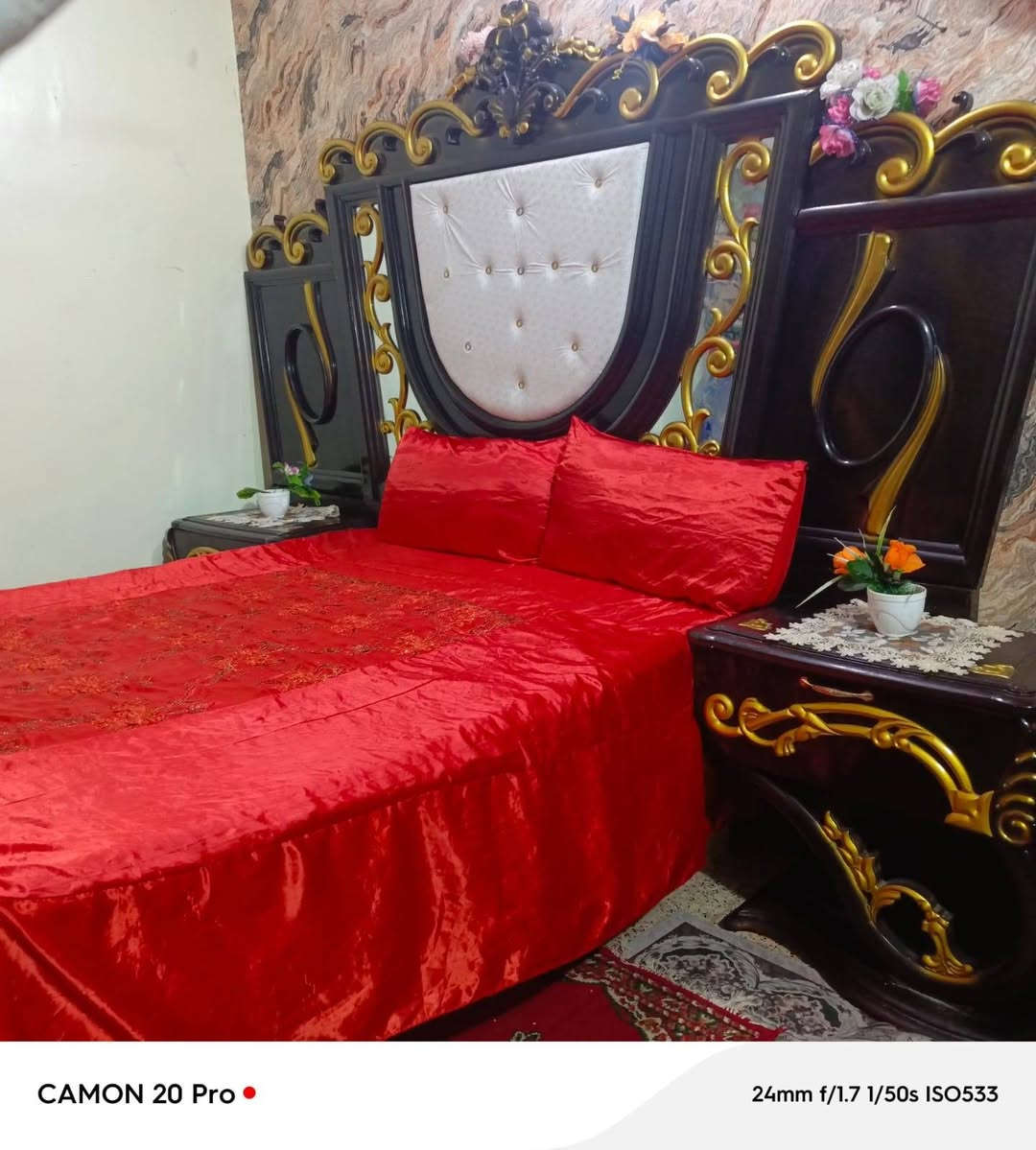 جسلام عليكم غرفه  نجاره عراقيه صاج داخل و خارج تسكام غرفه ضخمه كلش نظيف كلش وجديد 95 100  امفصله 3 ونص  ورايده 950 وبيه مجال مكاني ناصريه حي اريدو *********** واتساب
