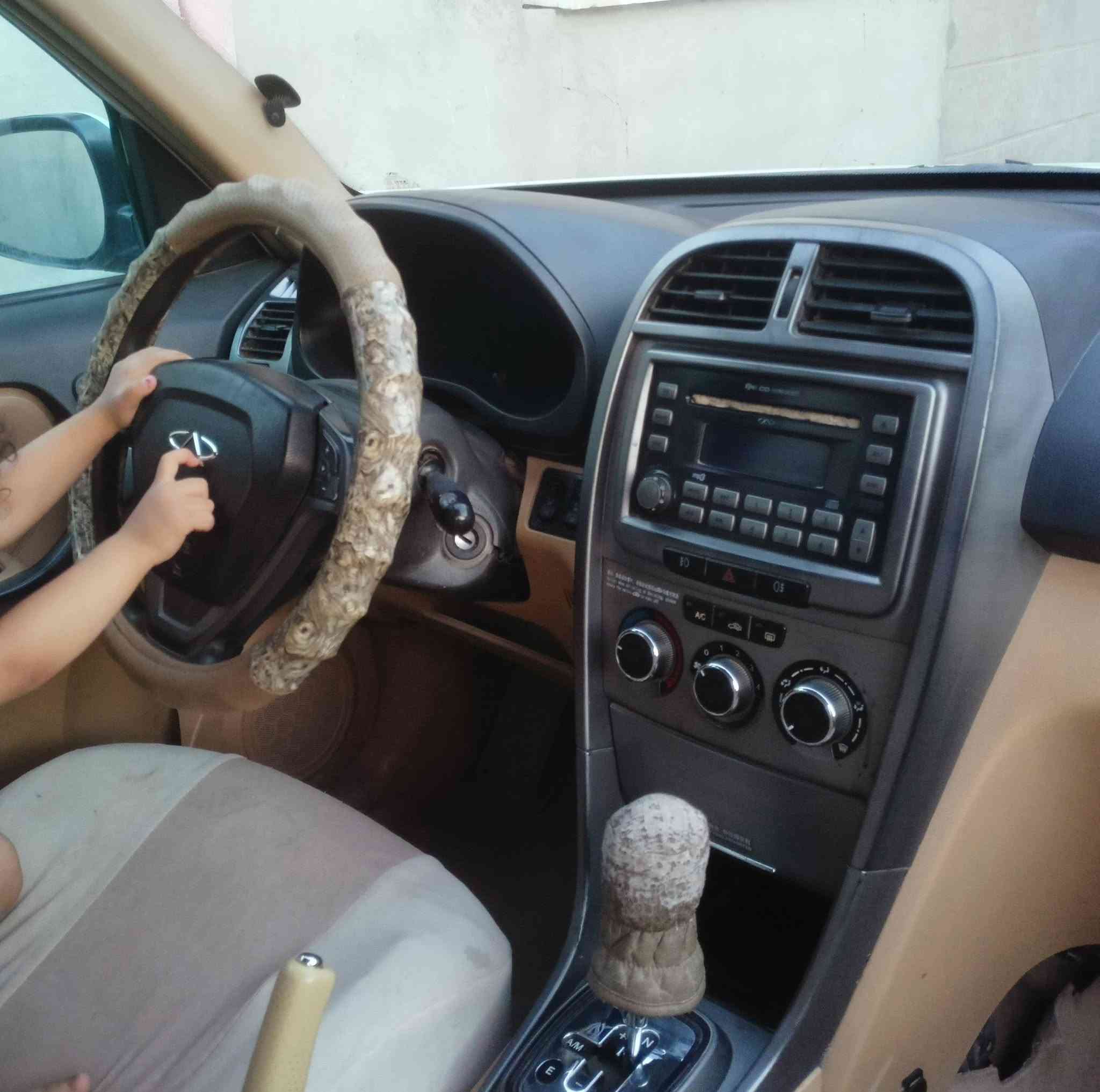 السلام عليكم 
شيري تيكو ٢٠١٣ مشروع وطني تبريد شغال
***********
٤٥$ ابوغريب
