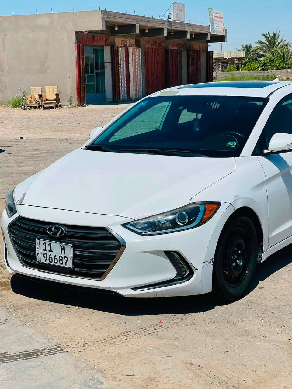 Hyundai Elantra 2017 Limited

🔥 إلنترا 2017 لمتد امريكي — كاملة المواصفات
🤍 اللون: أبيض
⚙️ محرك 2.0 لتر

بيها قطعه فقط +كليير اثر شخط مثل ماموضح بالسونار

✨ المواصفات والتجهيزات:
• فل أوبشن / Limited
• جلد
• مقاعد أمامية كهربائية ومدفأة
• شاشة لمس
• Apple CarPlay / Android Auto
• كاميرا خلفية
•  / زر تشغيل
• دخول ذكي
• تحكم بالمقود
• مثبت سرعة
• تحكم أوتوماتيك بالمكيف
• Bluetooth
• USB
• حساسات ومواصفات أمان متعددة
• جنوط ألمنيوم
• إضاءة LED حسب التجهيز

📌 السيارة نظيفة وجاهزة للاستخدام
📄 الفحص والتجربة للجادين فقط
💰 السعر. 115 وبيها مجال لشراي ]
📞 للتواصل: *********** _***********
