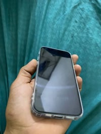 ايفون ١٢ برو • ٢٥٦ • مكفول وكالة