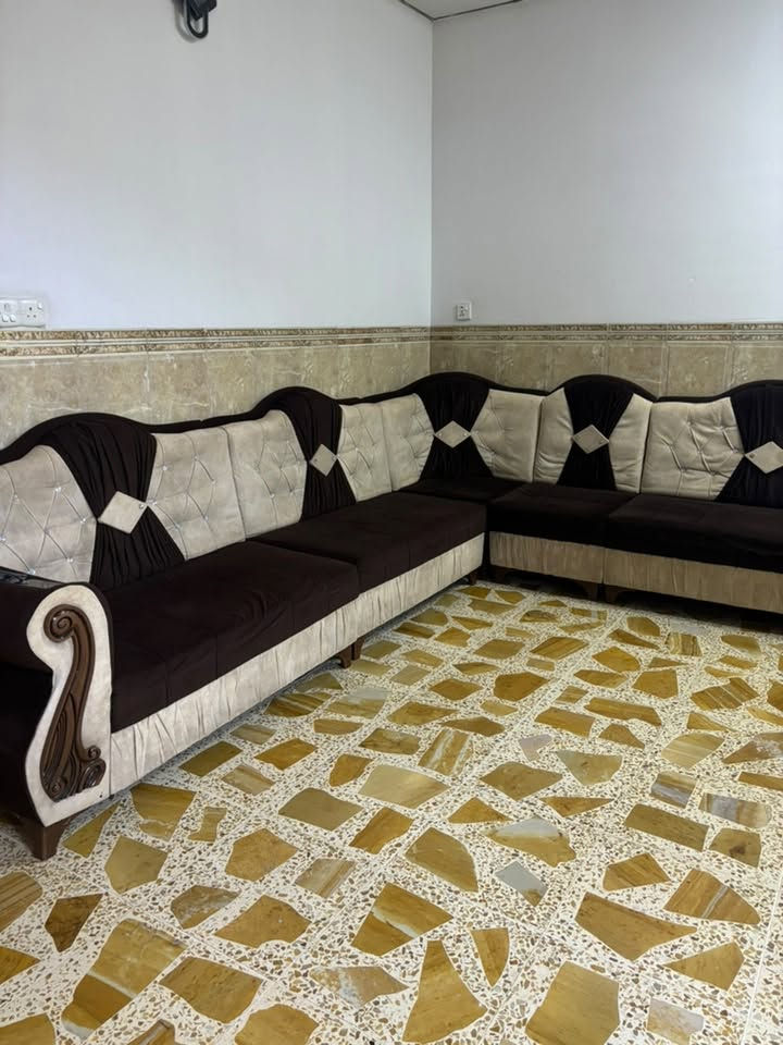 للبيع ١٥٠ قفلو ٧ امتار 
الشراي يتصل ع هذا الرقم 

‭776 244 4482‬
