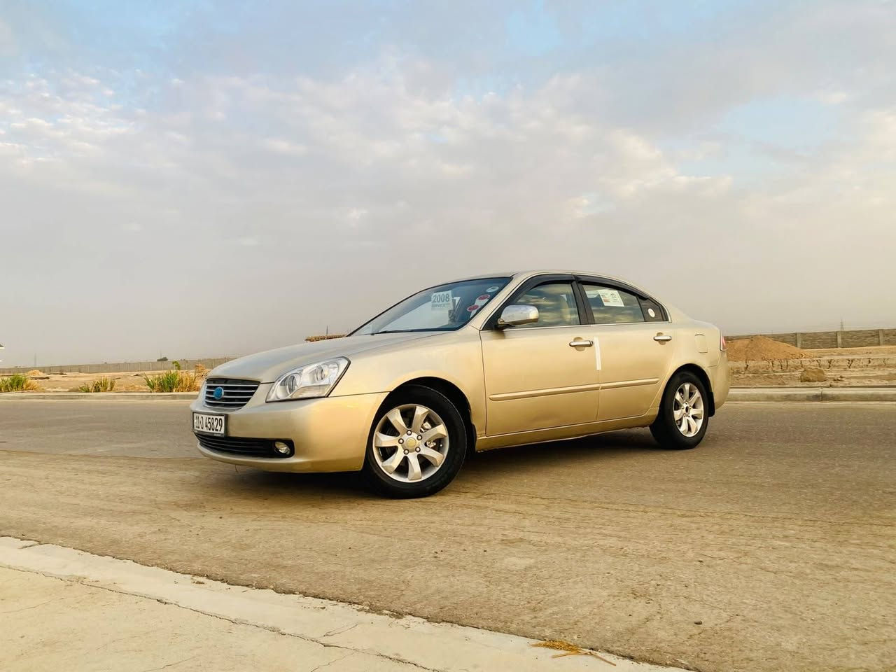 السلام عليكم اوبتيمه 2007 وارد امريكي حادثها البنيد وراجع نفسه بدون دواخل شرط الفحص والسونار سياره ليبل واحد سياره جاهزه من كلشي مكينه 2400 دوش وكير وحداديه وتخم تاير تبريد ثلج كهربائيات كلها شغاله السعر 83 وبيها مجال بصيط *********** مكان السياره بابل الشوملي سياره بيها صبغ حزام أثر جراد
