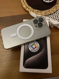 15 بروماكس 256  ماستر الجهاز كله شغال فقط مبدل شاشه والشاشه بيها فطر م...