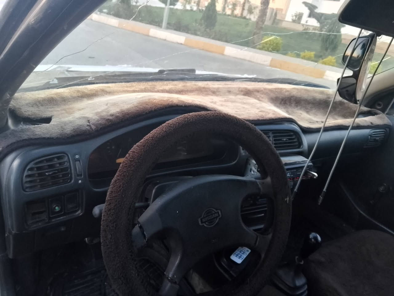 نيسان صني • ١٩٩٠ • مكينة جير زين