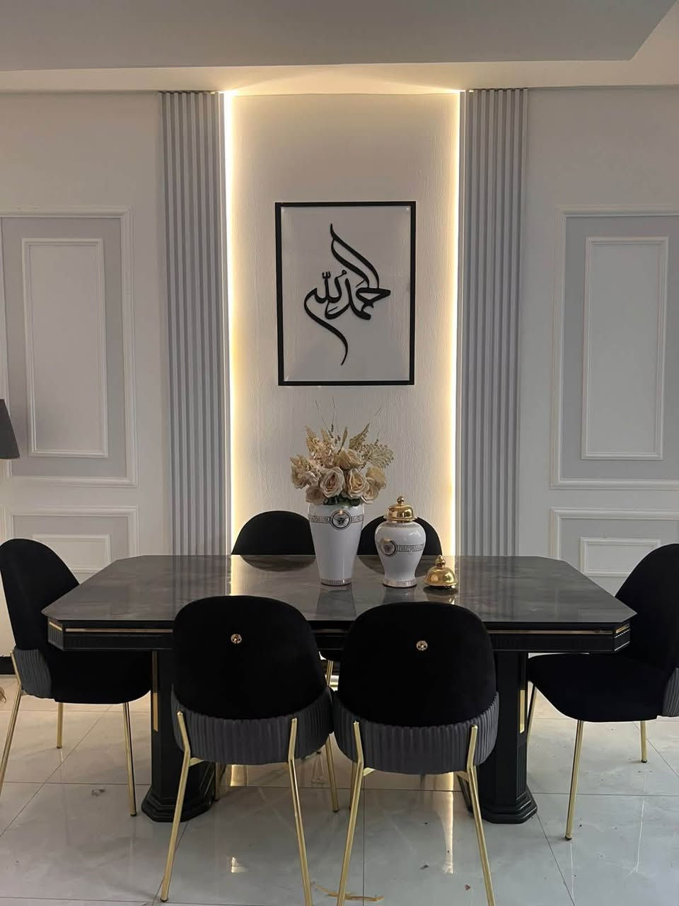 مرحبا ميز للبيع 6 كراسي تيبلام هم للبيع ‭***********‬

