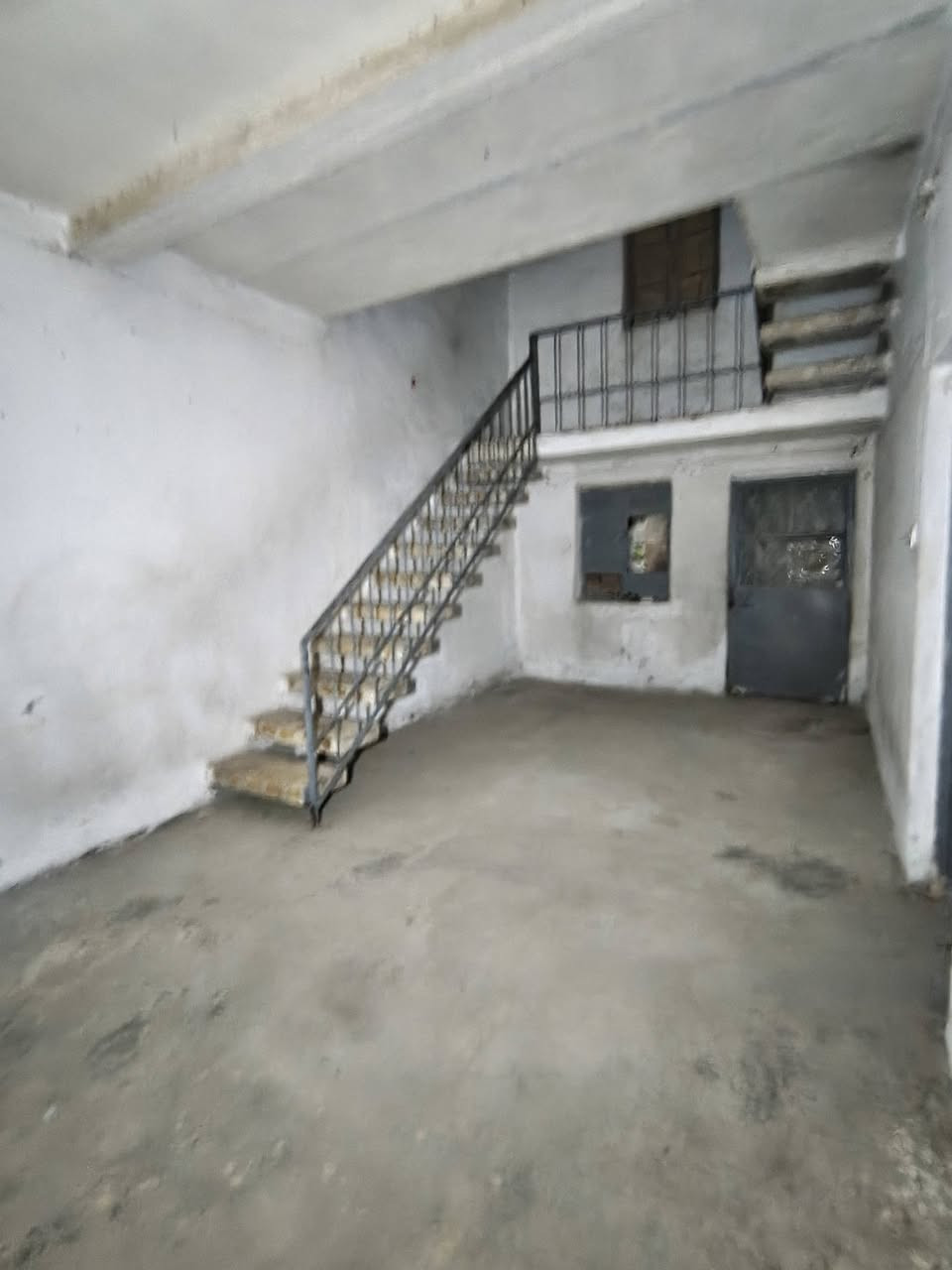 ‏🏠 مشتمل للإيجار – موقع مميز في الحلة
‏
‏📍 الموقع: مصطفى راغب-  قرب شارع الجبل
‏✨ مشتمل ل أيجار موقع جيد وحيوي 
‏
‏
‏
‏🏡 تفاصيل البيت
‏
‏🔹 غرفة نوم
‏🔹 مطبخ
‏🔹 كليدور
‏🔹 صحيات
‏
‏السعر 250 الف 
‏
‏🤝 زوروا مكتبنا للاطلاع على أحدث العروض المتوفرة واختيار العقار الأنسب لكم، أو تواصلوا معنا للحصول على تفاصيل أكثر عن العقارات                                                
‏***********
‏***********
‏
‏
