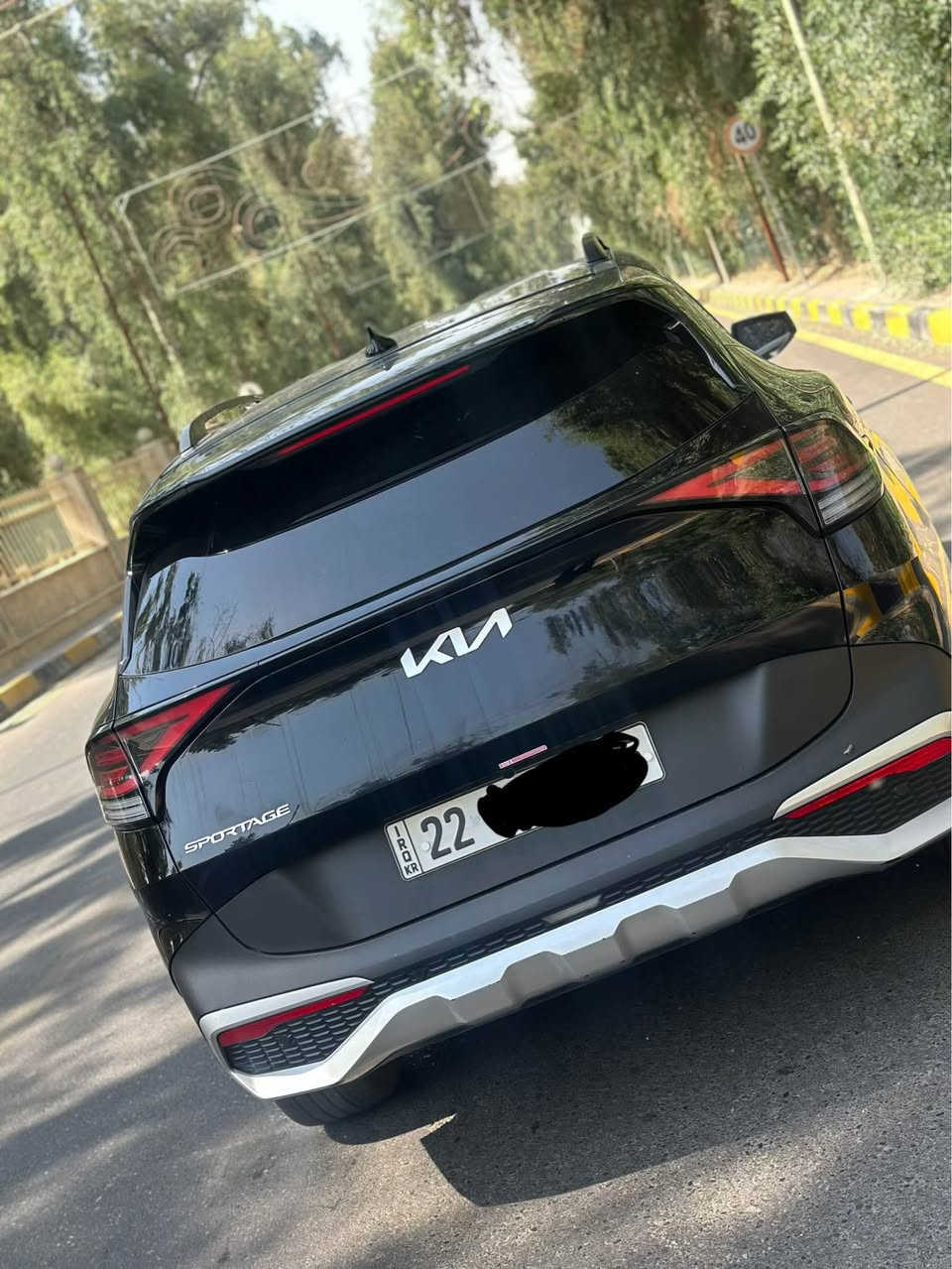 Kia Sportage Ex 2024 Black 2.5L vin: 5XYK33DFXRG232709
السلام عليكم 
كيا سبورتج 2024 فول 1/1 عدا الفتحة 
ماشية 21 الف فقط 
بيها ضرر بابين عكس سائق 
رقم اربيل شرط تحويل 
مكانها موصل حي الوحدة 
*********** موصل, نينوى
