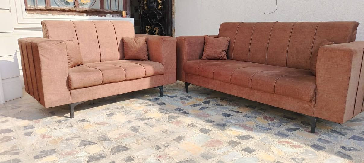 السلام عليكم قنفات للبيع وياهن خمس بردات هديه للاستفسار ***********
