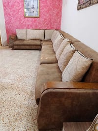 للبيع  ديوان تركي ١٠ نفرات يصير سرير ومخزن السعر ٢٠٠ الف  العنوان بغدا...