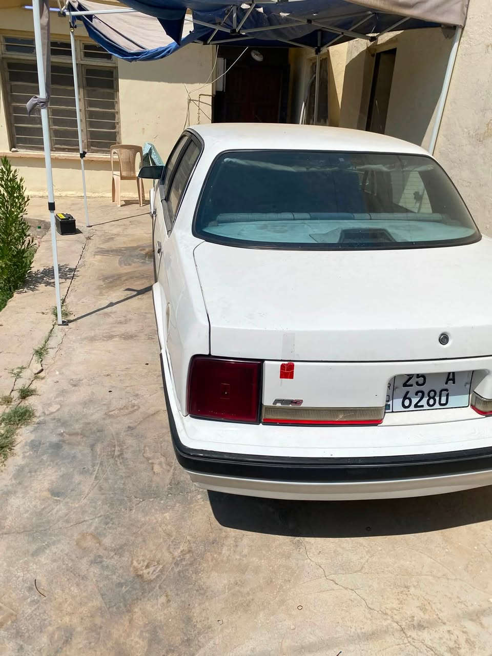 اولدز للبيع
سيارة حلوه و مرتبة و كاعدة كير محرك شرط لا بيها بخار ولا شي الكير شرط و النمرة الرابعة هم شغالة تبريد تدفئة كلها شغالة صدر امامي خلفي جديد سيارة حلوه مال جناي رقمها ٤ ارقام تريد تحويل تريد وكالة موجود بطاقة بانزين بيها سيارة كاملة مكملة. 

مكاني كركوك 

***********

اي استفسار اتصل او راسل و تدلل

