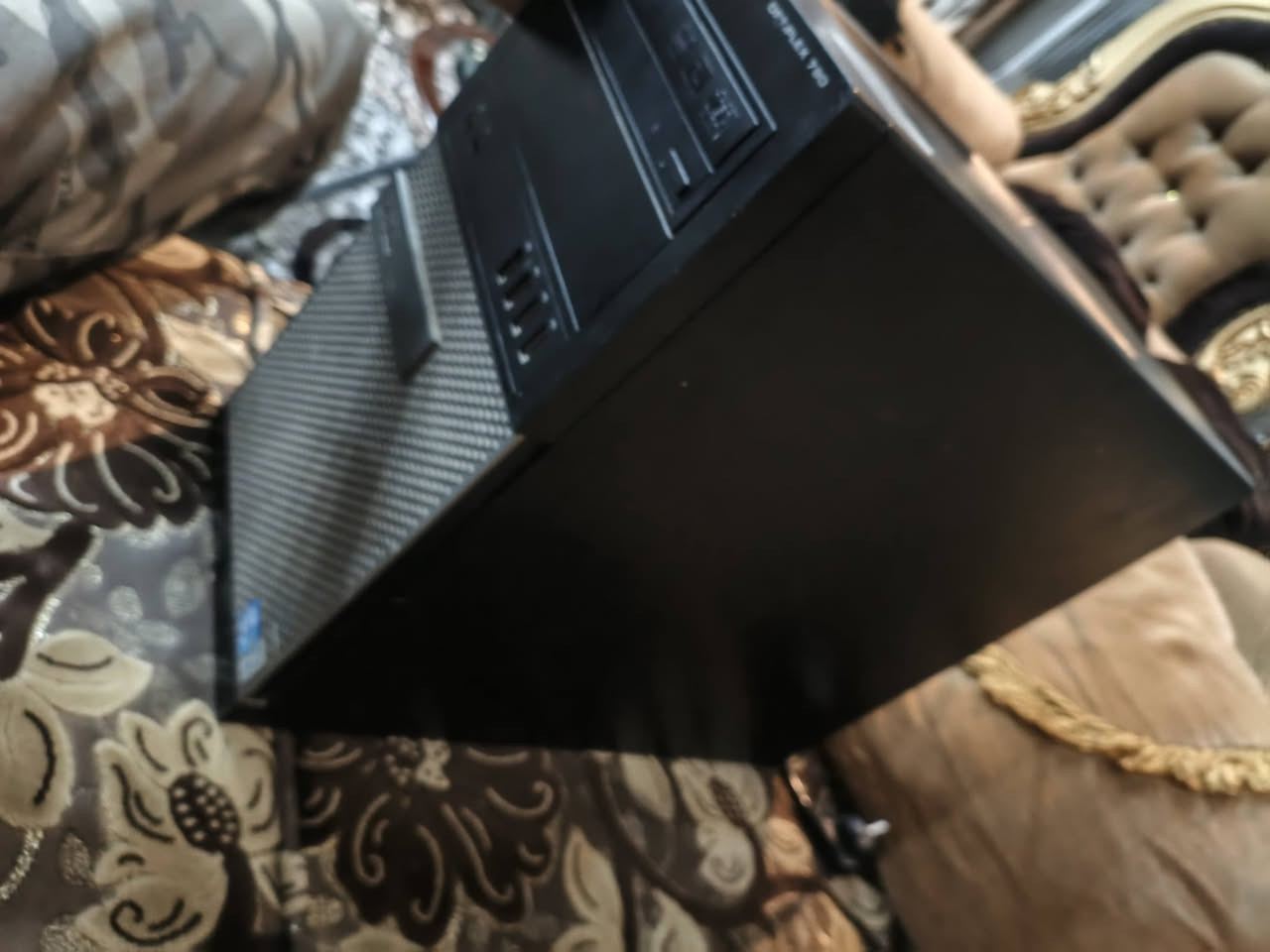 سلام عليكم كيس سستم بيه بور سبلاي 285 واط وياه هارد 512 كيكا hhd رايده ب50 عنواني بغداد السيديه شارع العلوه رقمي ***********
