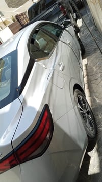 نيسان سنتره • ٢٠٢٥ • بدون رقم