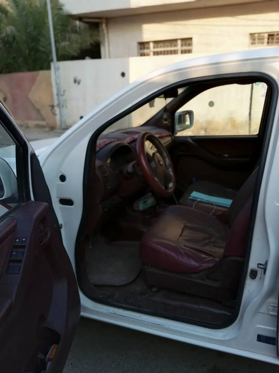 السلام عليكم
نيفاره 2009
مكفوله خيره من الله 
سياره بسمي 
سنويه 2030
مكينه خير من الله  3000Vt
كير خير من الله 
تبريد ثلج 
تايرات جديده 
ال سياره جديده جديده 
سعر ال سياره 110
 مكان سياره ديالى بعقوبة 
رقم اتصال ***********
