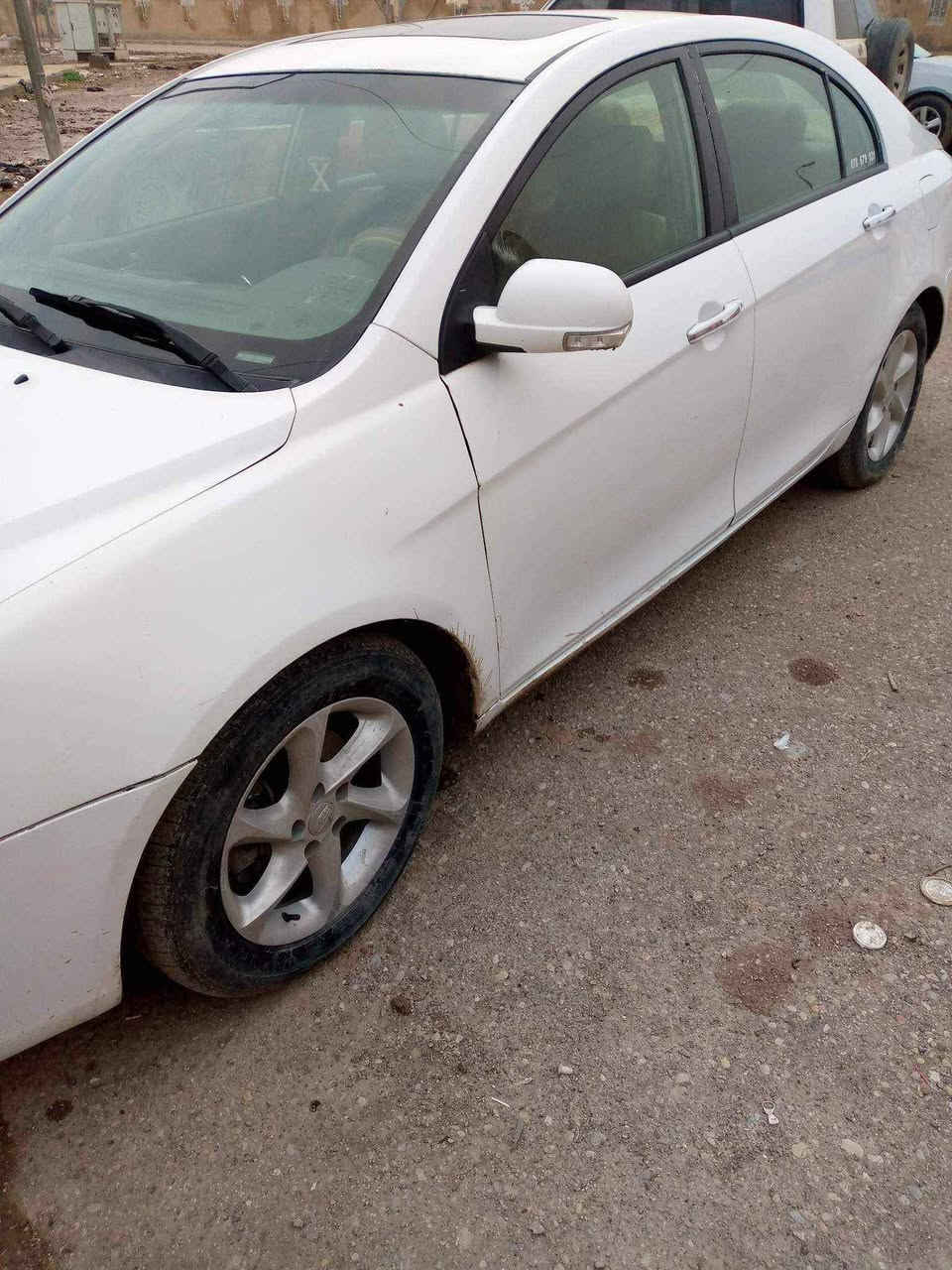 للبيع جيلي ام كراند محرك كير كورله 1600 اوتوماتيك صدر نضيف كهربائيات شغاله مديل 2013 رقم واسط ألماني مابيهه لاضربه ولاصبغ سياره خير من الله السعر45ورقه كوت نواب ضباط الاتصال *********** دهل اوران, واسط

نص مكتوب في الصور:
- 07816797 3