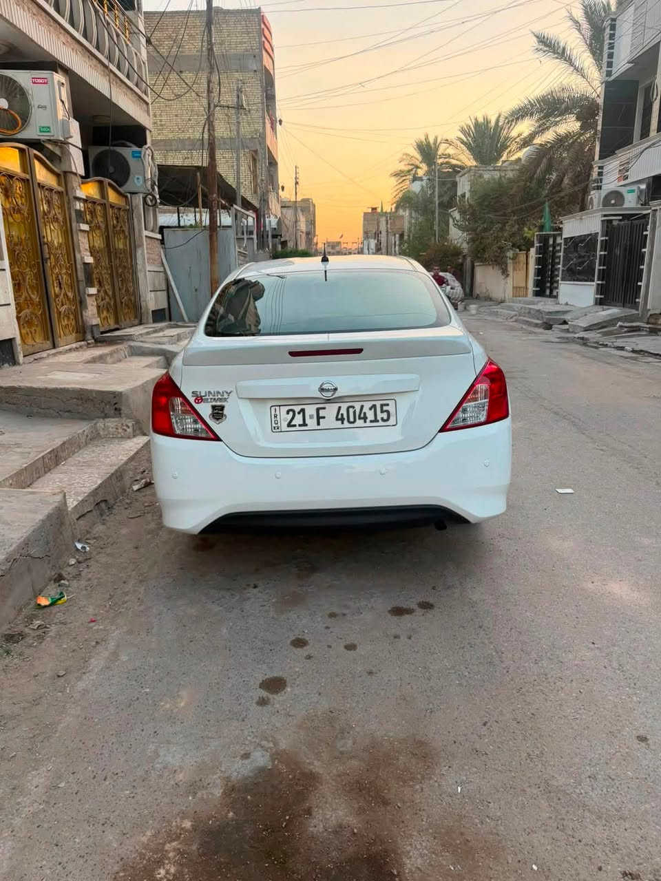 يالله السلام عليكم 
نيسان سني  موديل 25 
ماشيه 24 كفاله عامه من كلشي  
4 جام كهرباء دشبول بيجي داخل كله مدوشم.  
شاشه كامره تحكم ستيرن 4 جهات  
معروفه السني سونار موجود يم بدي جيك امسوي 
قبل 5 اشهر ونفسهه سياره ع وضعهه. اتريد سوي سونر بل يعجبك 
رقم سليمانيه بسمي سنويه 30 هزه مصاقطه كلشي كامل تحويل 2 يوم 
سياره موجوده شارع فلسطين سعر 122 وبيهه مجال معجبك تلكه الاحسن وارخص 
***********
