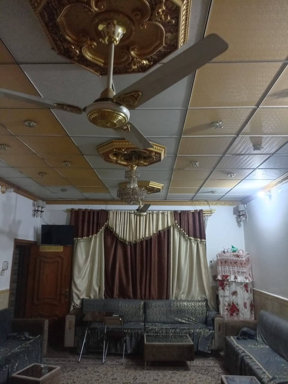 الكوفة حي ميسان • ٢٠٠متر • ٤غرف نوم