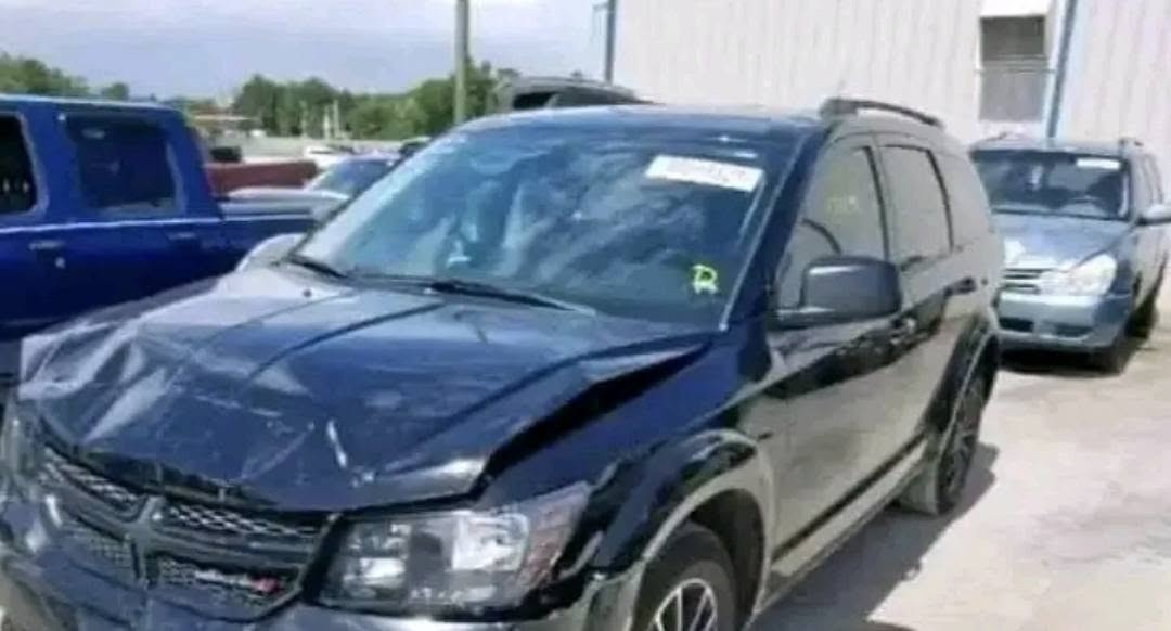 دوج جورني ٢٠١٨
حادثه بسيط اربعه سلندر 
عنوانه في الناصريه المركز 
***********
