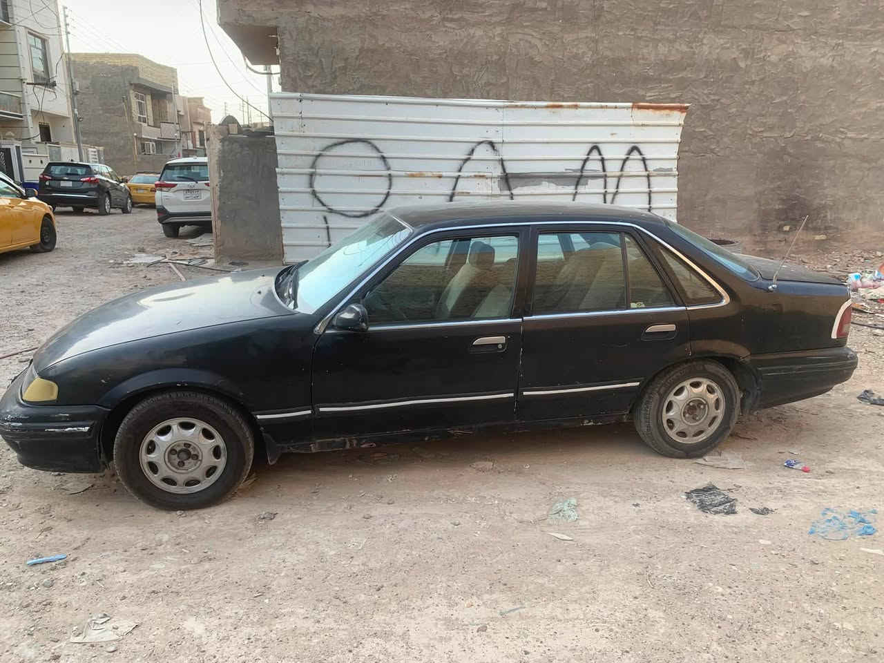 السلام عليكم 
من رخصة الادمن عندي برنس موديل 1995 رقم بغداد انكليزي سنويه منتهيه بس الهزه جديده بهدها السيارة مكينه نظيفه كير خير من الله التميرات من التبديله لتبديله كهربائيات شغاله لايت بك لايت الاشاير كلها المسجل فيوز مشيول التبريد فريز جديد والفان الدفع كلش قوي بس الكمبريسر بي جبنه لحد ذاك الموسم شغال وثلج ومعروف تبريدها السيارة بسمي اني اكاتبك واحولك ثاني يوم ترايت وين ما يعجبك السعر 26 وحك الجيه موجود  
بغداد حي الجهاد ***********
