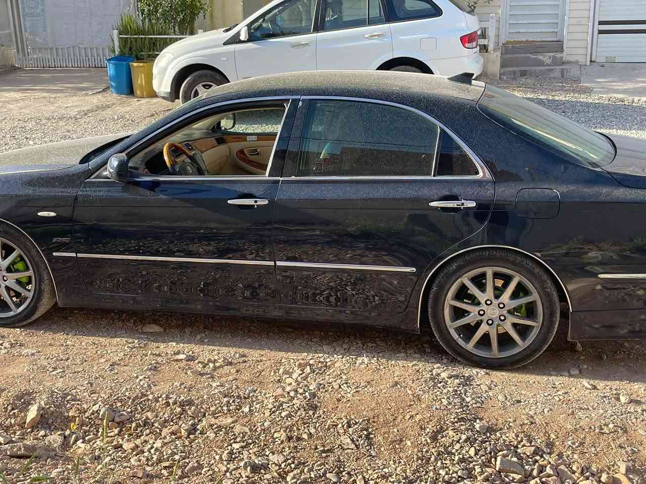 بەناوی خوای گەورە و میهرەبان
(تۆیۆتا ماجستە)  ٢٠٠٦
موس موس
فول بەس سڵاید نییە 
دەعم و بۆیاخی نییە بەس شوێن موسەکانی
ناو زەرد و سوکان کارەبایە 
تحدید سورعە 
چوار دووگمەیە 
دەبڵەکانی حوڕ کراوە 
40$$ قفلوو كوتاي يه تي ته له فون مه كه 
بوو معامه له 
***********
