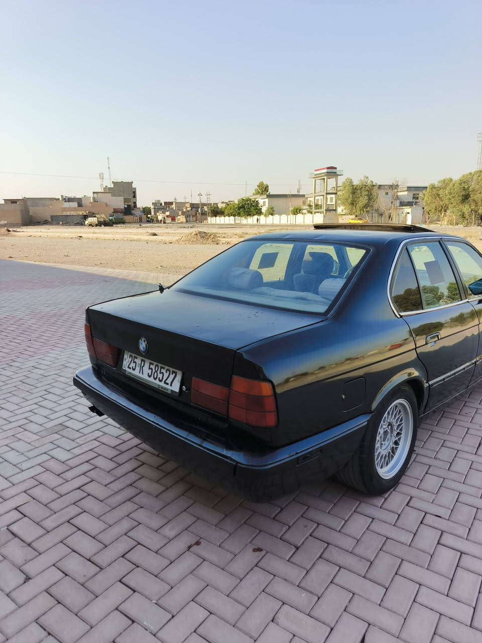 السلام عليكم بي ام دير محرك شرق تبريد بيع مستعجل هسه الراي يتصل السعر 30 وبيها مجال شرط تحويل بطاقه بنزين‏‪***********
