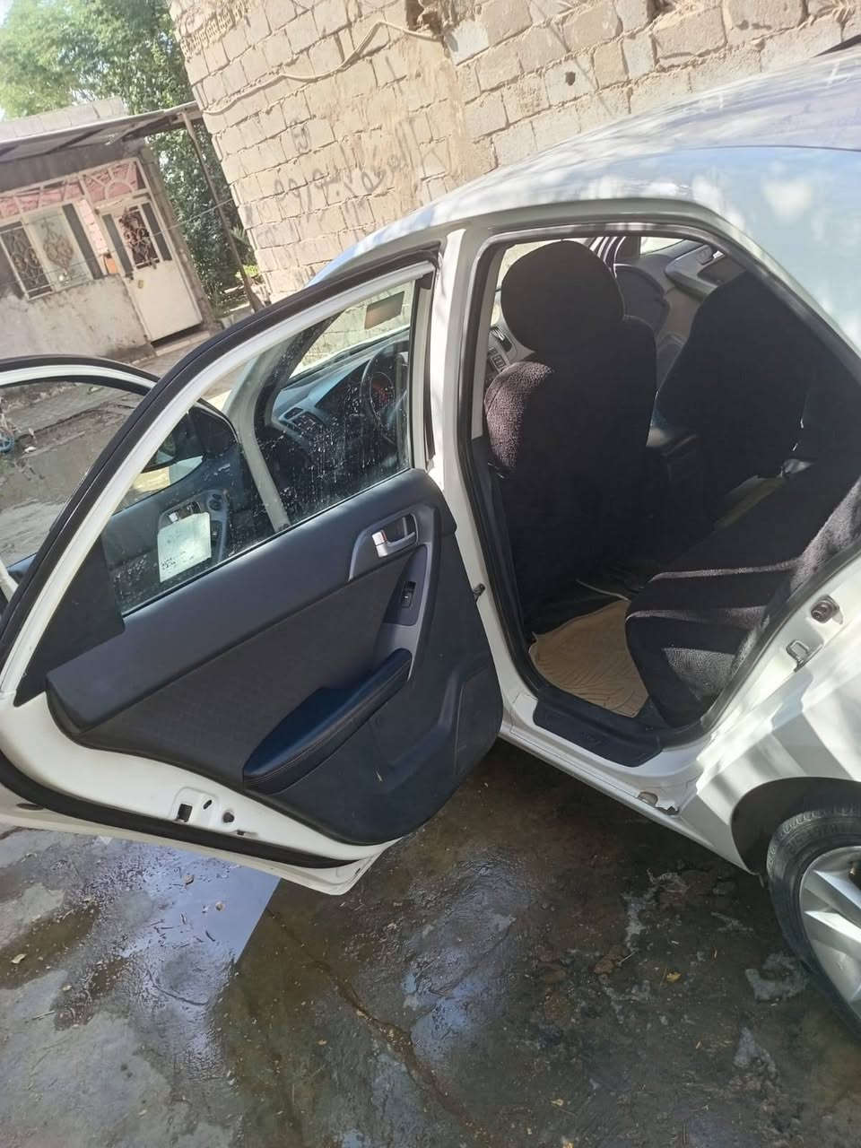 السلام عليكم كيا سيراتو ٢٠١٢ خليجي محرك ١٦٠٠ سياره جديده بيها ظربه بلجنطه خفيفه ماواصله الحوض رقم سليمانيه سنويه ل٢٨ السعر ١٠٠ مكان الاسكندريه الاسكان ***********
