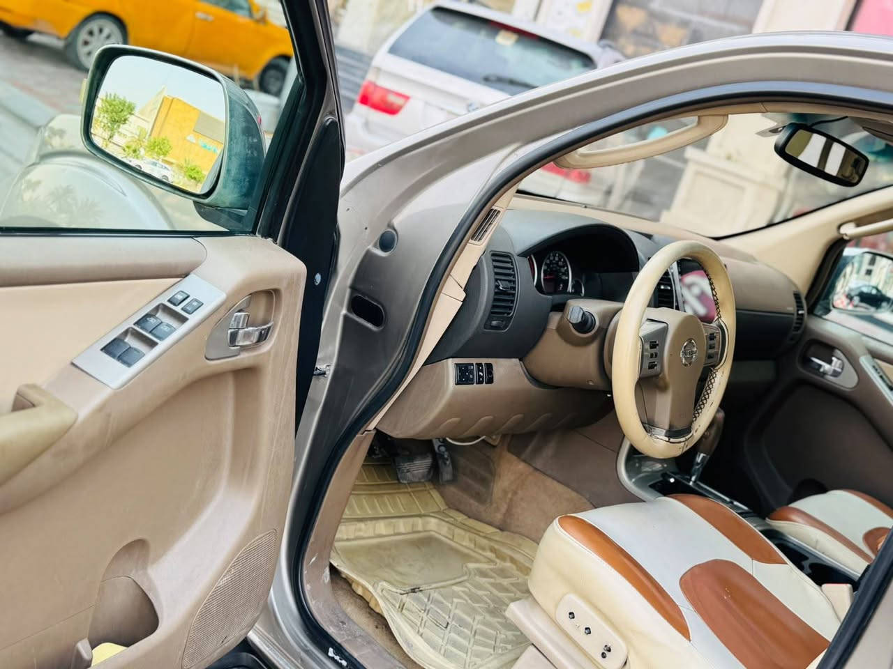 نسيان بافندر 2008مريكي حادث جاملغ فقط بدون داخل والباقي مكفوله كفاله عامه فول مواصفات فتحه شاشه كامره تحكم ستيرن داخل عسلي 3 قطع تبريد7راكب 6سلندر كشنات جلد وكهربائي  سعر 84سياره جاهزه حداديه تخم تاير تبريد جاهز محرك وكير مكفولات رقم بغداد اللأستفسار ‭***********‬ مكان كربلاء
