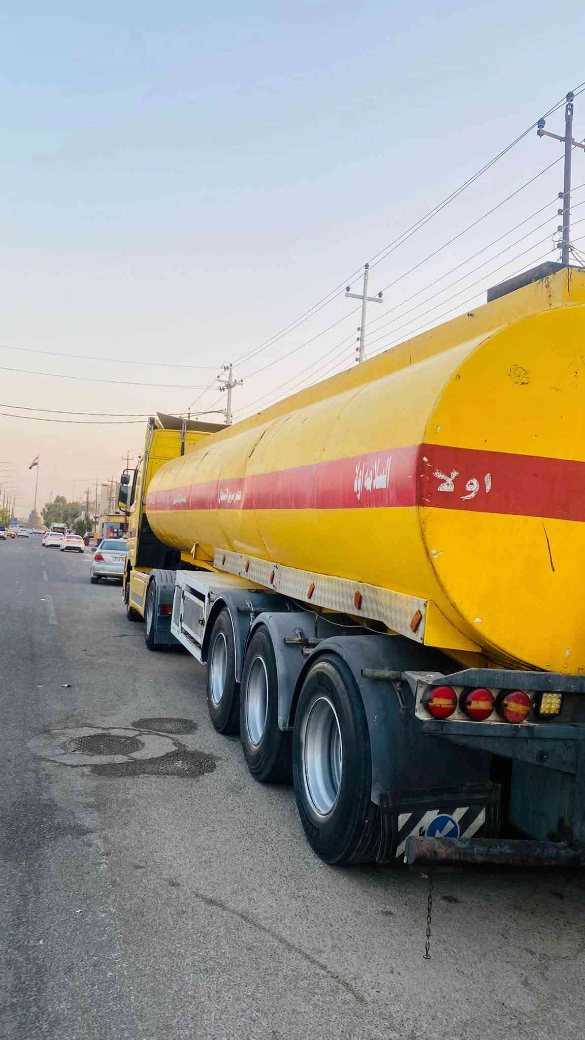 سلام عليكم للبيع موديل 2002شمعه جاهزه عل شغل طوناج جي بي س حجم 1843 تانكي شاكر ***********مكان فلوجه
