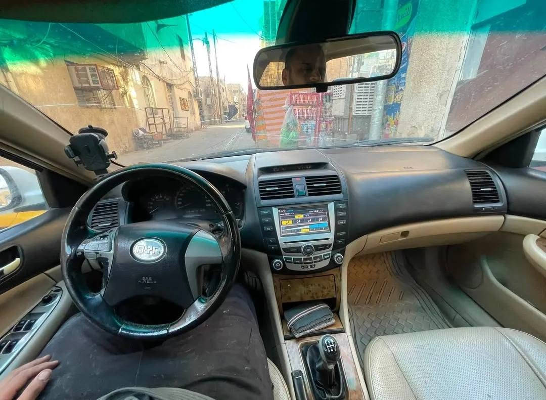 بي واي دي F6 • ٢٠١٢ • رقم انكليزي