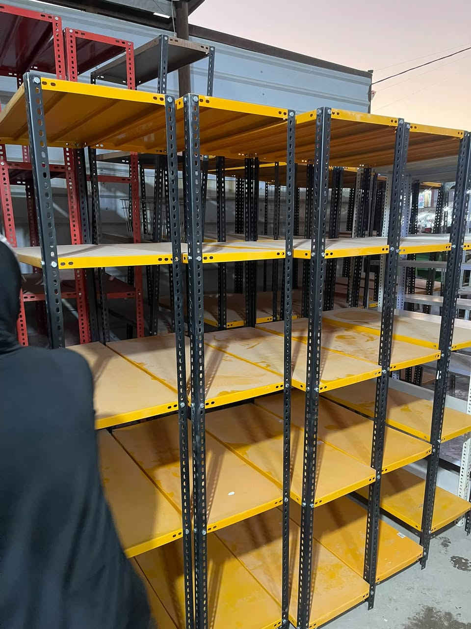 سلاام عليكم متوفر رفوف دكسن مستعمل اسعار مناسبة عنوان مدينة صدر قطاع 24سوق مريدي انتصل تدلل ***********حمودي☎️📞

