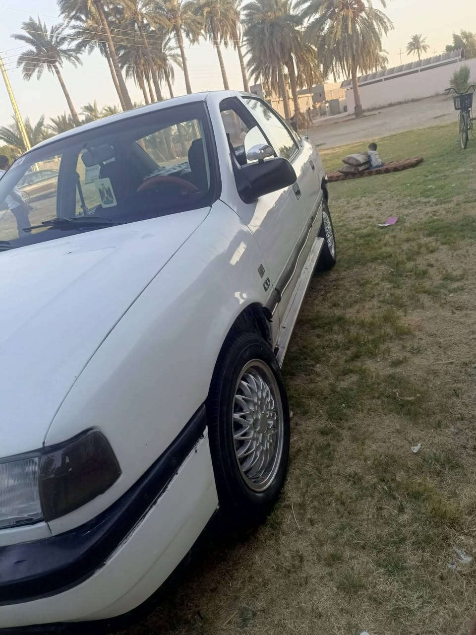 يا الله فكتره موديل 90 محرك 2000 كير ومحرك خير من الله السعر 30 مكان الرمادي ***********
