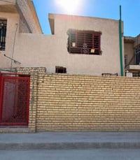 يالله بيت للبيع منطقه حي الجهاد شارع خدمي يصلح استثمار تجاري سعر مناسب...
