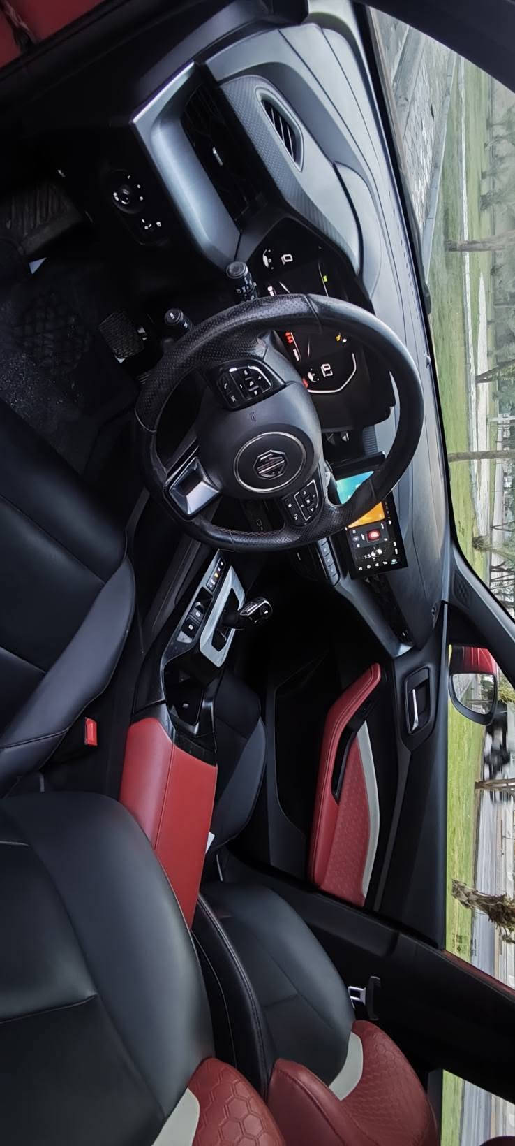 السلام عليكم 
MG GT 2023 Luxury أعلى فئة
وكالة العراق رسميًا
1.5 Turbu— المحرك 
 173 حصان 
قوة 173 hp،
عزم 275 Nm، 
تسارع 0-100 خلال 8 ثواني تقريبًا.
ماشية 37 كيلو فقط
لون مميز دم الغزال 
كير أوتوماتيك 
تبريد قطعتين 
سايد بريك بصمة
اوتو ستوب 
انضمت قيادة
بصمة تشغيل
بصمة بيبان 
فتحة سقف
مري شفط 
كاميرا 360، 
اشاير مري 
كاميرات محيطية
كاميرات عند الاستدارة 
لد نهاري امامي خلفي 
 كشنات جلد مطعم  
كرسي كهربائي،
 مثبت سرعة، 
شاشة، اكتف اندرويد 
 عدادات ديجيتال،
 6 إيرباغ،
Blind Spot،
مانع تصادم، 
تحذير مغادرة المسار.
سيارة كلين بوضع الشركة محرك كير كهرباء 
ملاحظات بسيطة / بارد شبر جاملغ الامامي / كسر قبق الايت خلفي 
رقم بغداد دولي هزة وسنوية جدد تحويل مباشر
السعر 110$
الموقع: بغداد / حي العامل 
اتصال + واتساب *********** بغداد, العراق

