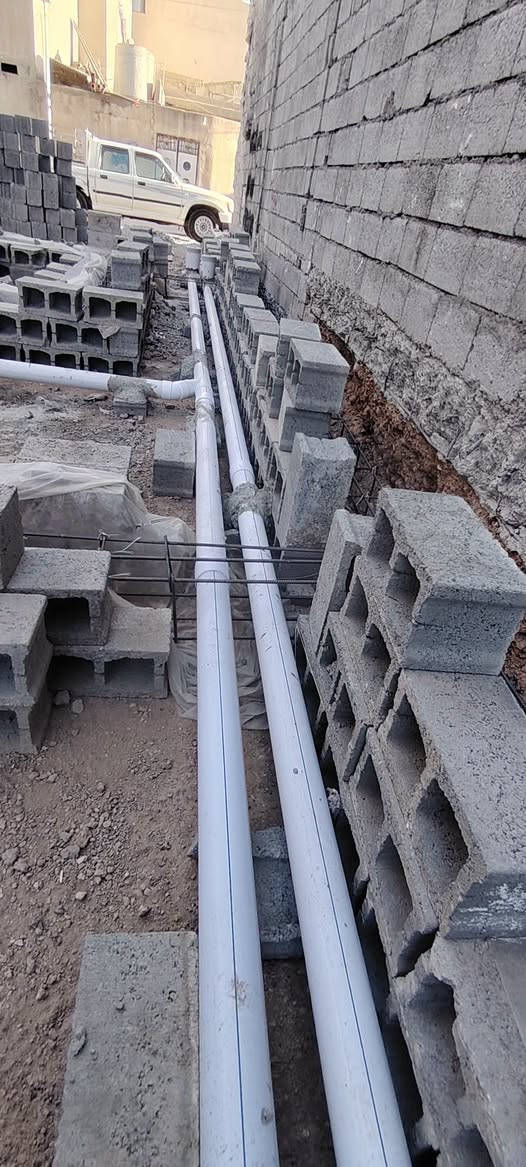 طريقة عمل مجاري الرفت قطعة ١٠٠م ٥×٢٠
تأسيس رفت بطريقه صحيحة 
تثبيت انابيب المجاري داخل الاساس الرفت 
للاتصال ***********/ ***********
