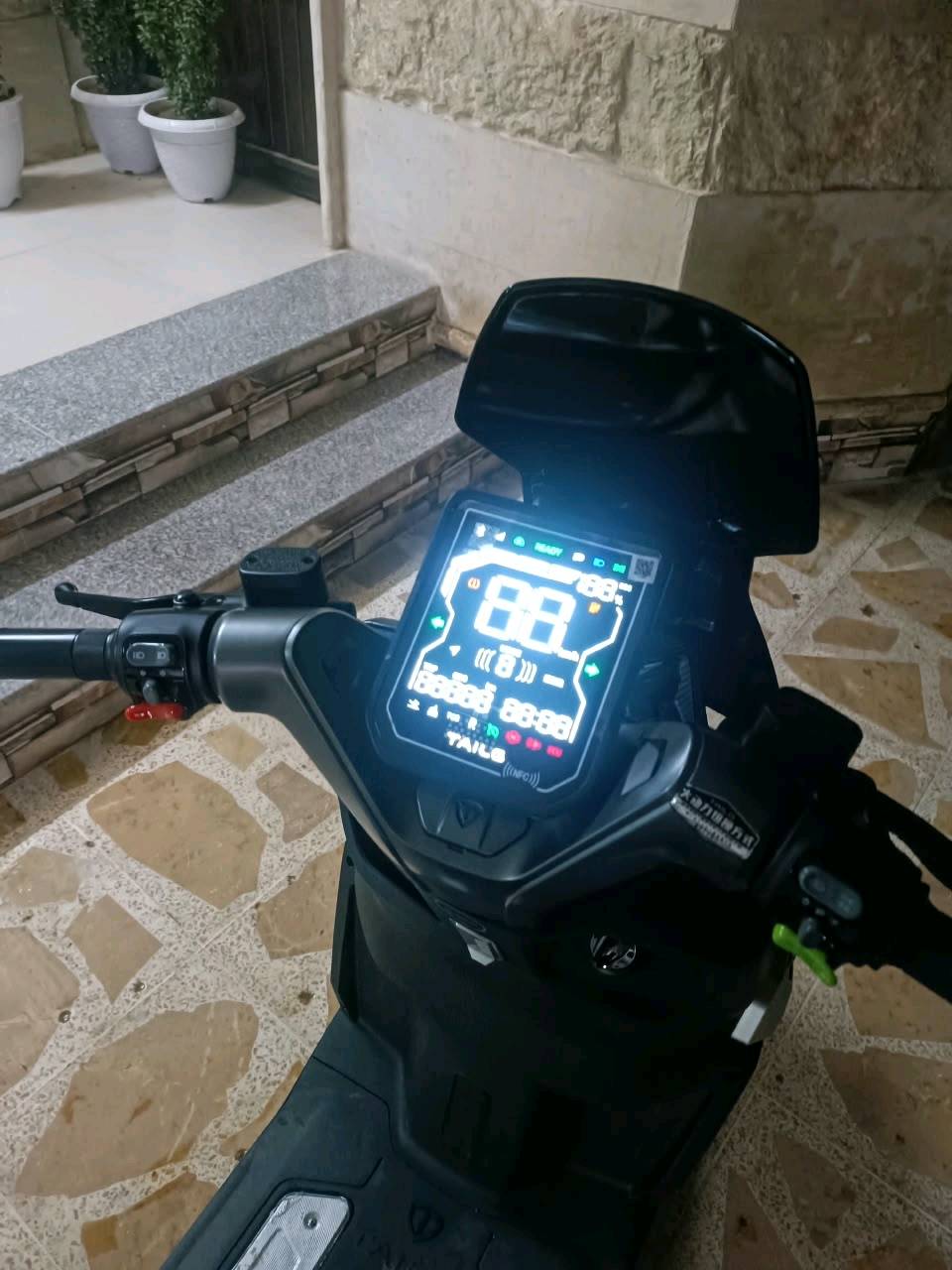 📢⛔️للبيع⛔️📢

✅️دراجه شحن نوع صاعقه فول فول مواصفات 
✅️اضويه واشاير لد عالي ناصي
🟪🟩لون الدراجه لونين بنفسجي واخضر طافي 
✅️نضام P ونضام رجوع R 
✅️عدد البطاريات 6 مسطره حجم 42 امبير اعلى حجم بل ✅️بطاريات 
✅️حجم الملف 2000W 
✅️السرعه 80 حقيقيه 
🔰دراجه نوعها الصاعقه تجي مشدوده من شركتها بل صين 🅱️يعني شد شركه مو شد يدوي 
🔵دراجه كفاله عامه شخط ما بيها صار شهر من شتريتها 🟩موجود وصل الشركه 
💠وتوازيت ع فلوس يشد الله ورايد ابيعها 
✅️الدراجه عارضها للبيع بسعر مليون و200 

‼️تواصل وياي موجود ع رقمي واتساب وخط ***********‼️