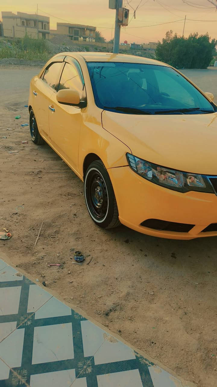سلام عليكم سياره سيراتو موديل 2010 خليجي لبيع مكينه وكير كفاله حداديه زينه كهربائية كل شغل وتخم تاير سياره بيه حادث بل عراق جاملغ خلفي فقط مصفره هيئه وغرامات سياره جاهزه وكبل شارع مابيه نقص سعر 65 وبيه مجال قليل وتواصل على رقم ***********

