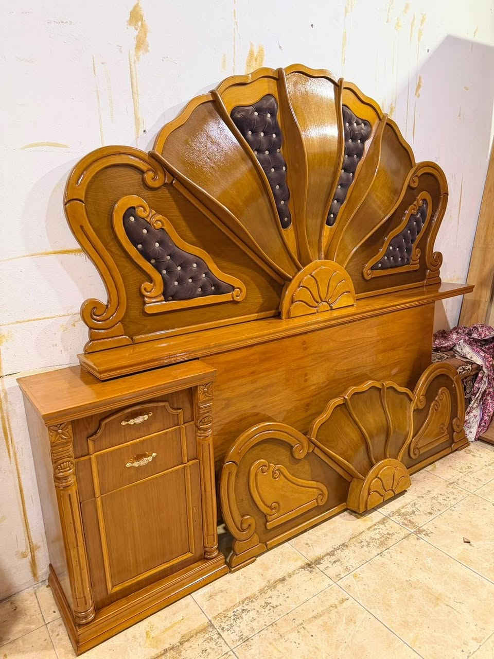 السلام عليكم
عرض خاص ومغري للعرسان  ( شغل توصي ثقيل) 
توفر لدينا من جديد غرفه صاج 6 أبواب ملحق   5ملم فول نظافه 💯💯 نقش زان 💥 فصال حديت  
للاستفسار وتساب *********** مباشر ***********🌹 
ومستعدون لشراء الغرف النوم المستعمله و الكناتير 🌷
