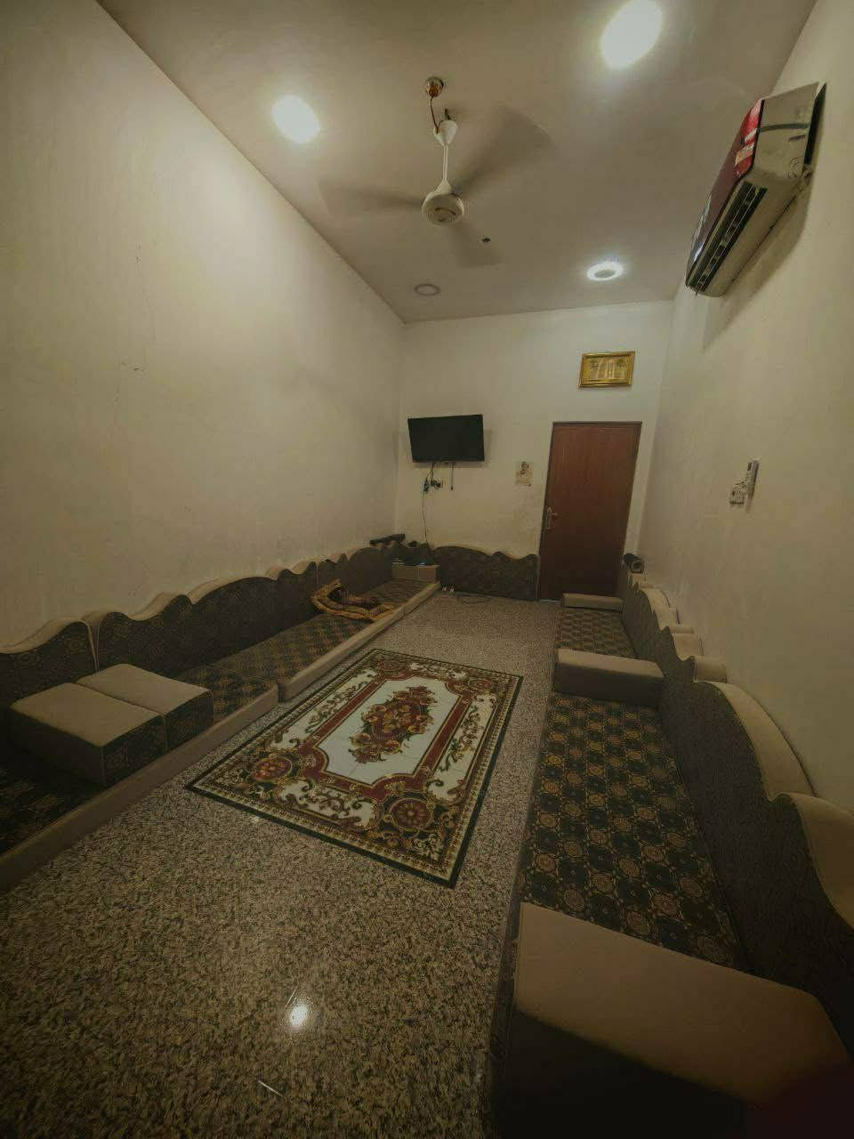 بيت بالموحيه بال٣٦ مساحه ١٠٠ متر شرك ٥*٢٠ طابق واحد قرب كاتب عدل السعر ١٤٥ مليون أبو كيان *********** لمشاهده العروض الدخول على رابط الواتس اب
https://chat.whatsapp.com/FmpEecBasdwIruejFomvi8?s=cl&p=a&mlu=4&ilr=4
