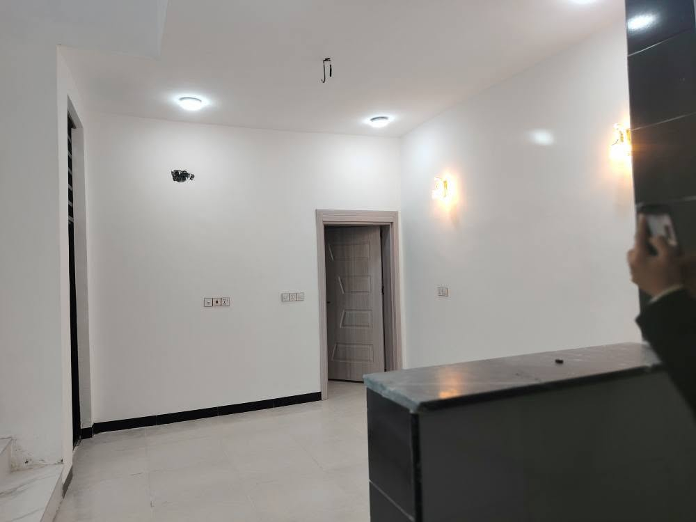 السلام عليكم
بيت 100 متر🏠🏠 للبيع بالنجف الأشرف مقابل قرية الغدير شارع الصب #عمود ٣٢١# يم السوك

السعر 42 مليون 💸💸 مع المجال البسيط
أتصل وتدلل *********** وأتساب
