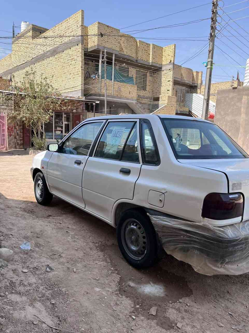 للبيع مديل ١٥ سياره احله من صوره مكينه وكير خير من الله تخم تاير جديد خياس مابيها سياره جاهزه مانقصه شيي حداديه وره وكدام  جديد مستعجل السعر ٣٠ والشري يتصل ***********
