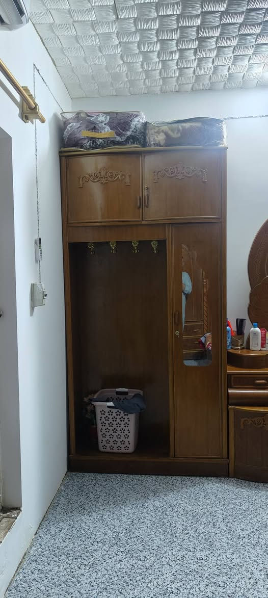 غرفة نوم • نجارة • نظافة ٩٠/١٠٠