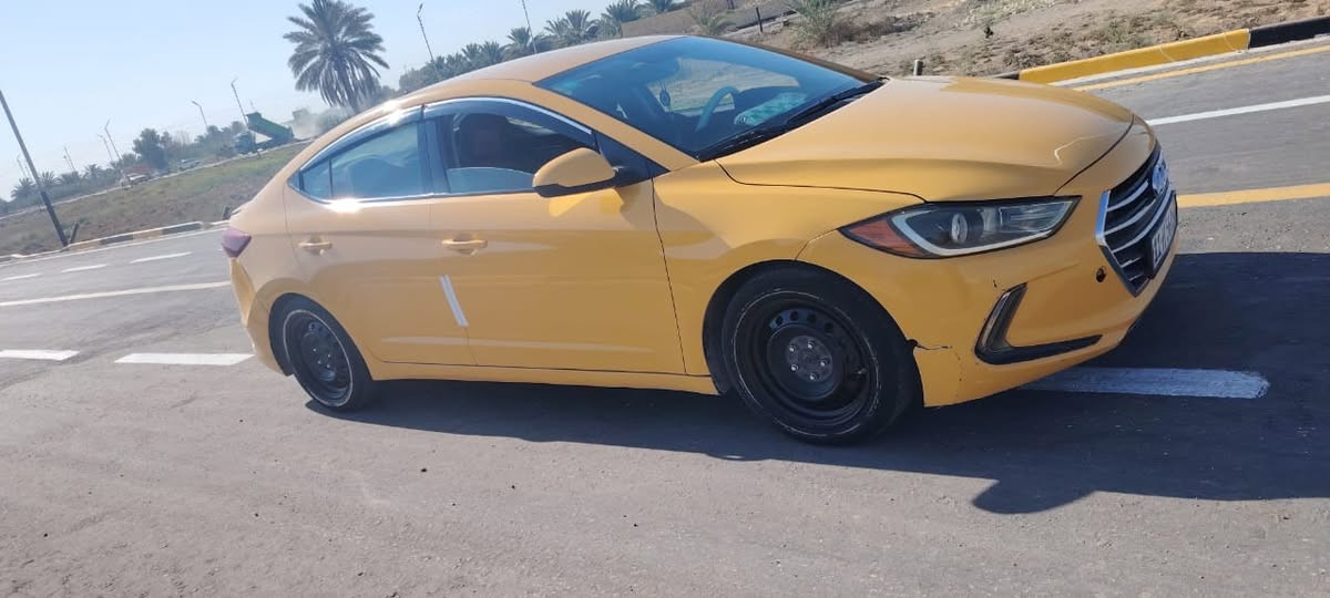 سلام عليكم للبيع النترا 2018
وارد امريكي
السياره جاهزه من كلشي كير مكينه حداديه تبريد شرط 
حادث قبق الجنطه بدون عابر 
رقم بغداد بأسمي تحويل مباشر مصفره هيه وغرامات مكان السياره المثنى الرميثه
السعر 105وبيها مجال 
الاستفسار ***********
